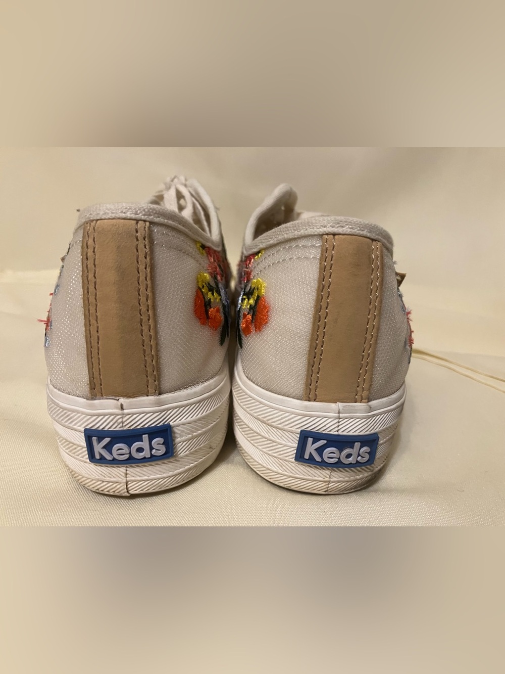 KEDS Rifle Paper Co Women's Embroidered Flowers Canvas Lace Up Sneakers Sz 10 - Picture 5 of 13